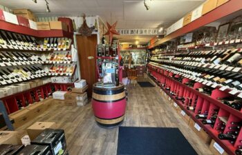 cropped-photo-ouverture-1.jpg la hallette aux vins