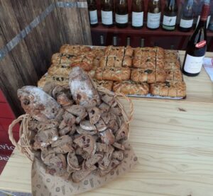 Pain au Beaujolais, Pâté Lorrain.